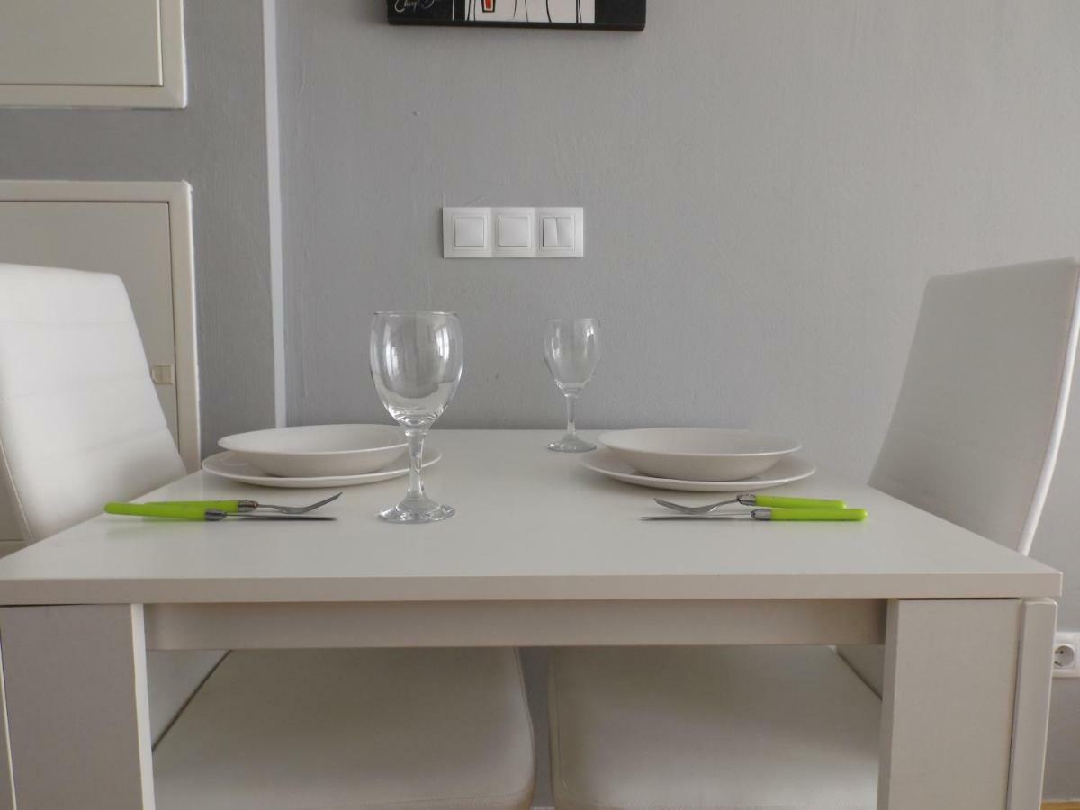 Malaga Centro 12 Apartment ภายนอก รูปภาพ
